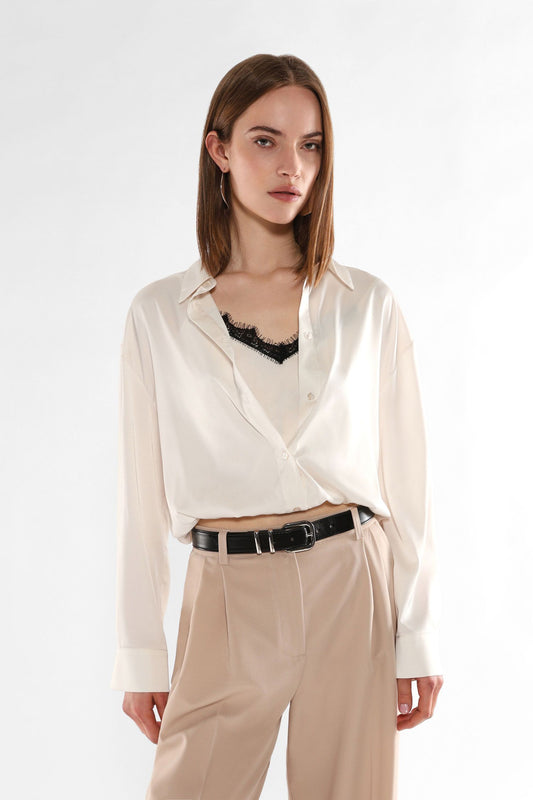 Monochrome oversized cropped shirt with pleats